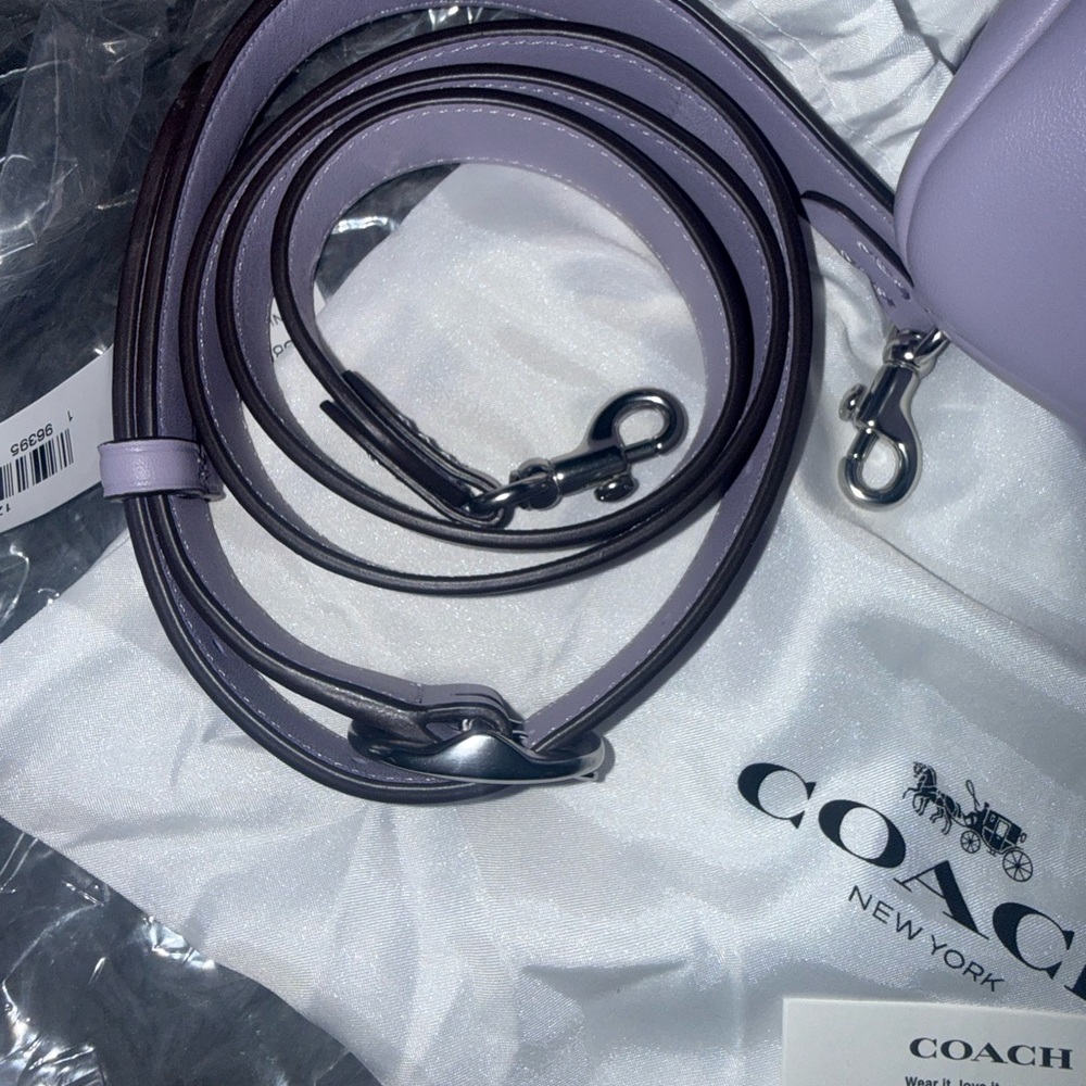 Coach Pillow Tabby 20- Lilac with Silver hardware NWOT - Picture 2 of 10